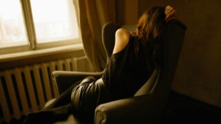 A型女性が冷めたときのサイン10選|距離の取り方や対応策を解説